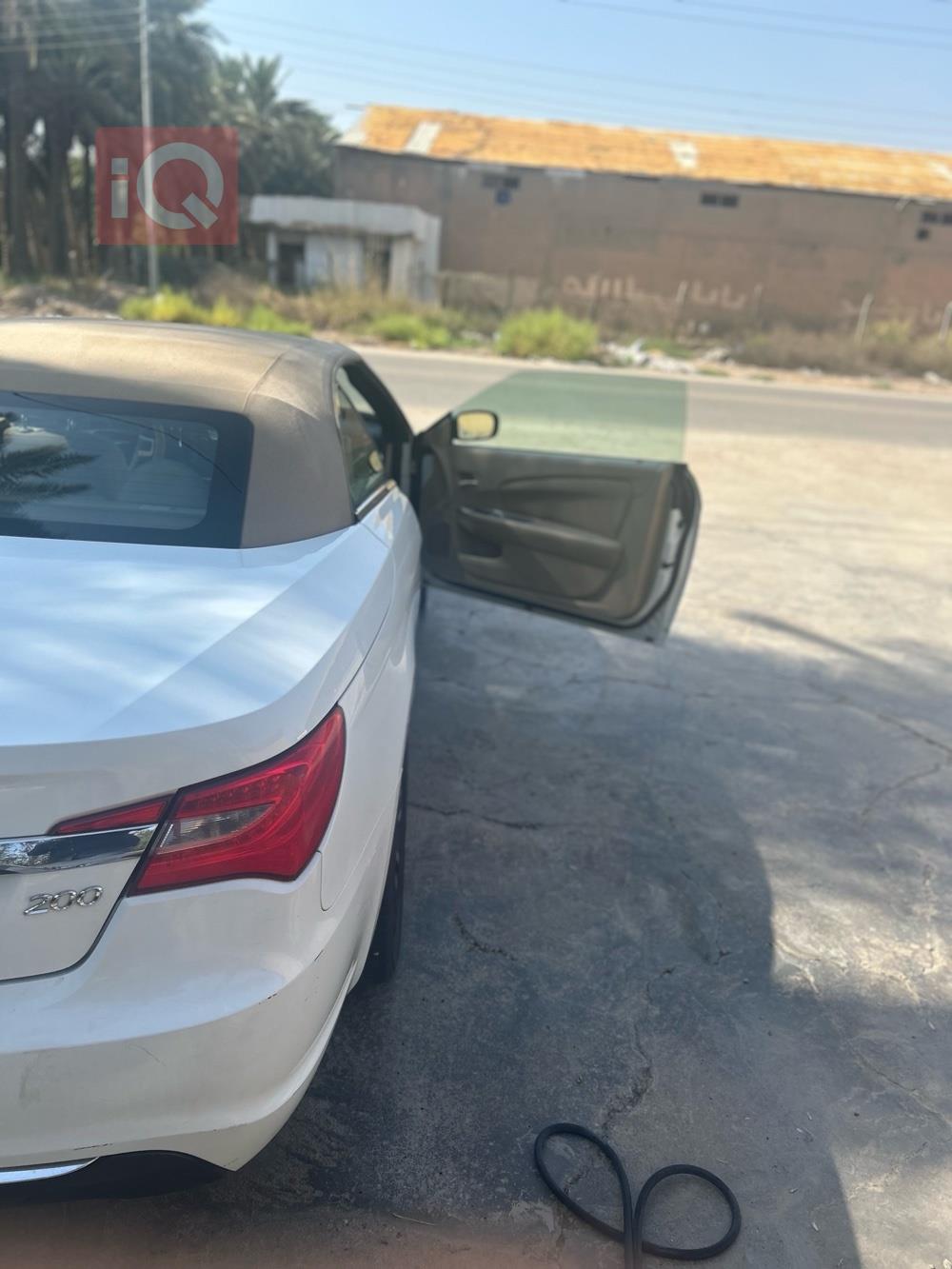 كرايسلر 200